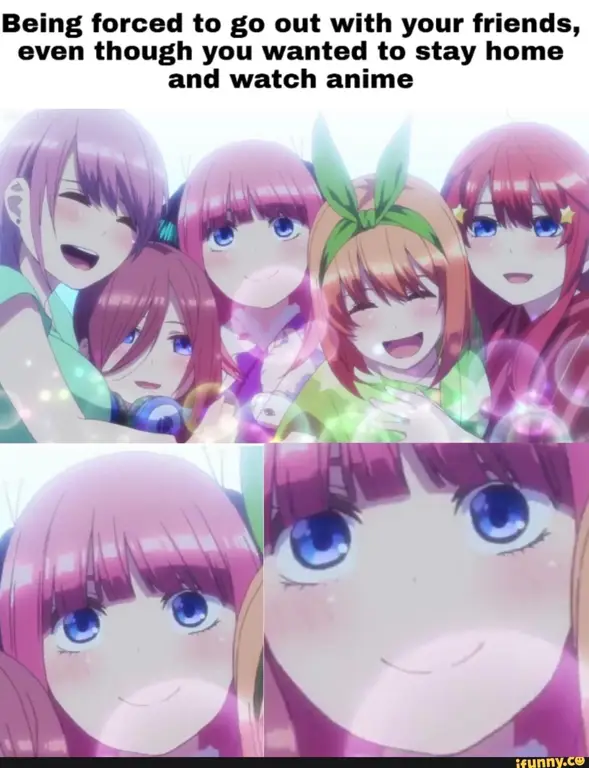 Menonton Anime Bersama Teman Gambar orang-orang menonton anime bersama