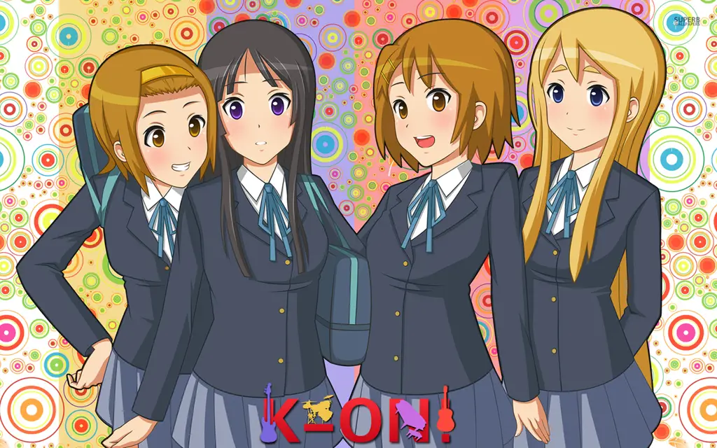 Menikmati Anime di Animax Gambar orang menonton anime di TV