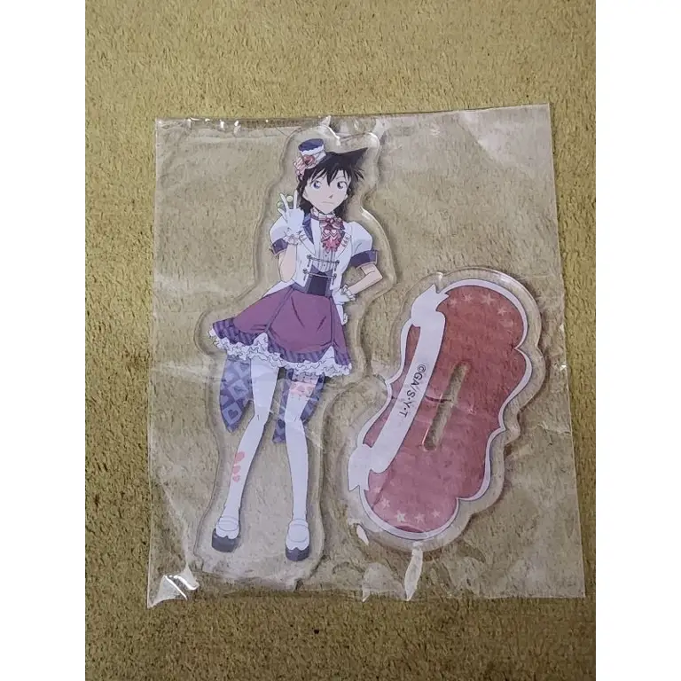 Conan dan Ran, dua karakter utama dalam Detective Conan Gambar Conan dan Ran